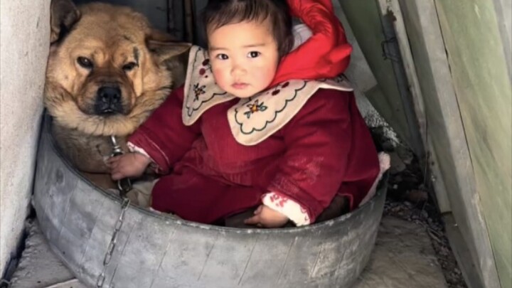คนเอ๋ย ตัวเล็กที่คุณให้กำเนิดมันน่ารำคาญมาก