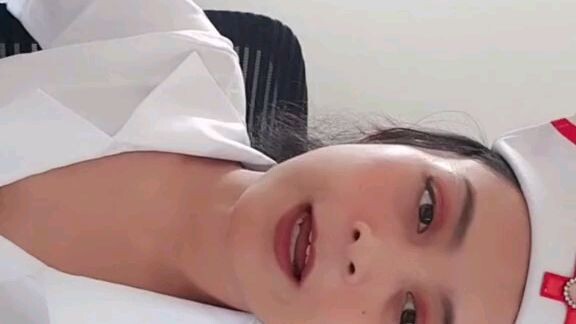 hallo perkenalkan nama aku mega, salam kenal semua🥰