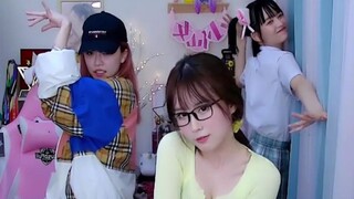 周淑怡和二台学猛男舞，610王者带白银上分