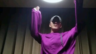 [ตึกโลตัสทะลุ 10,000] บางคนก็กำลังแก้การบ้าน บางคนก็กำลังส่งการบ้าน และบางคนก็แค่สนุกกับการเต้นรำ ฮ่