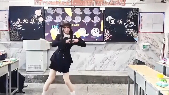 Malam kelas sembilan nekat ngedance lagu Love It!