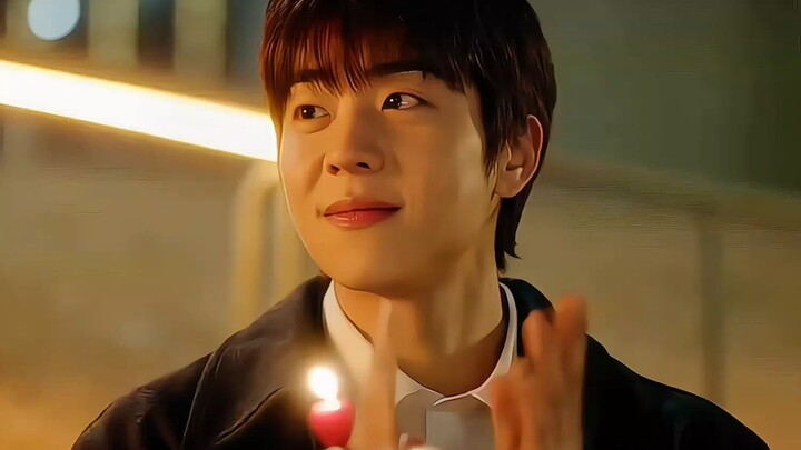 Chae Jong Hyeop Smile - In Your Radiant Season