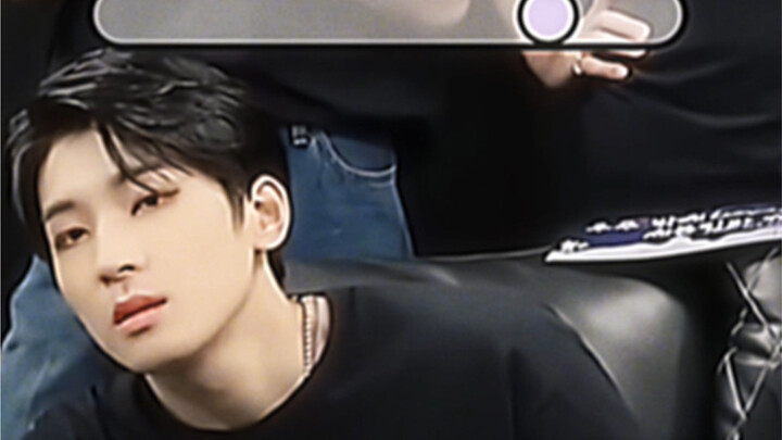 【Toàn Wonwoo】Mua đồ chơi cho mèo con của tôi rồi, bỏ vào đi…
