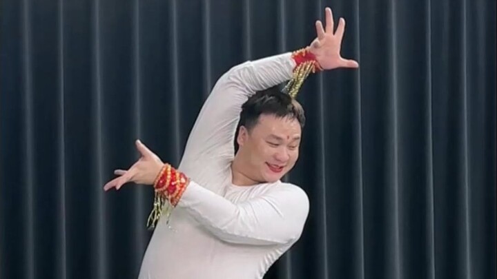 肉肉正面《沙里瓦》录课间(2)