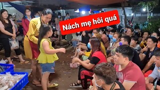 Cười bể bụng: Màn tấu hài giữa DIVA Cát Thy và con gái út | Bánh tráng trộn Cát Thy