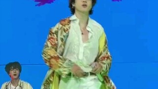 这样的人在你面前扭，谁能顶得住啊
