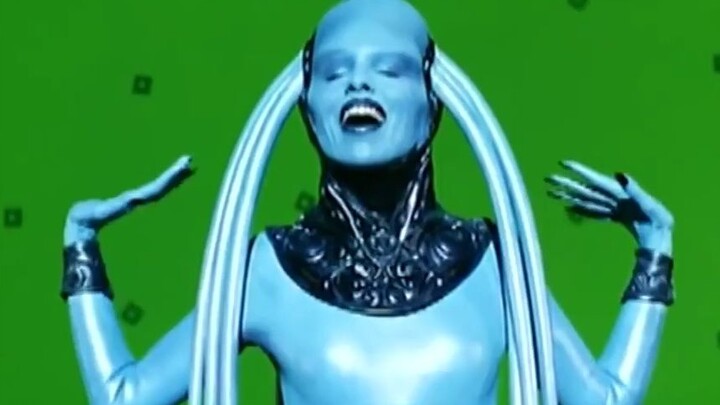 The creepiest scene from Luc Besson's films—how many people have forgotten the plot but still rememb
