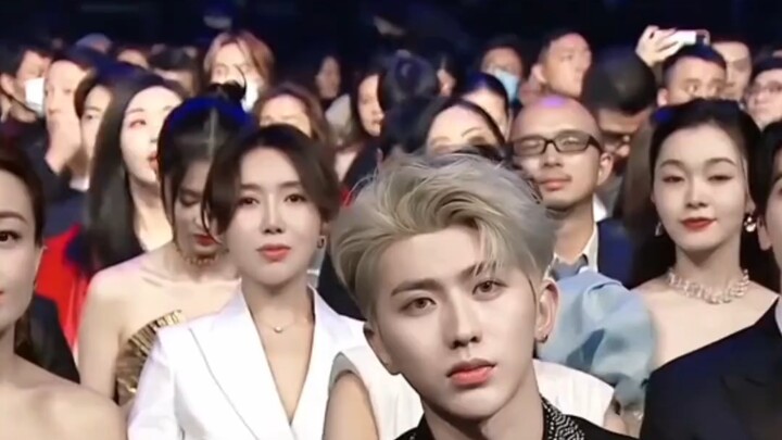 # Abstrak Cai Xukun, manusia paling tak terpengaruh tekanan di dunia # Cai Xukun # Hiburan
