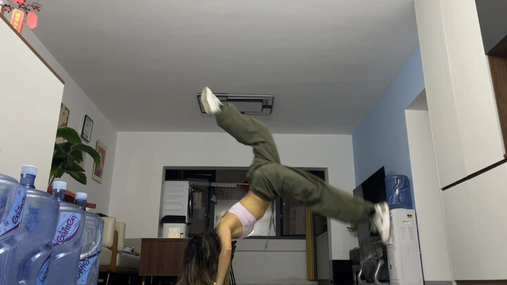 Street Dance Fish Dive Tutorial (Irresponsible Version)