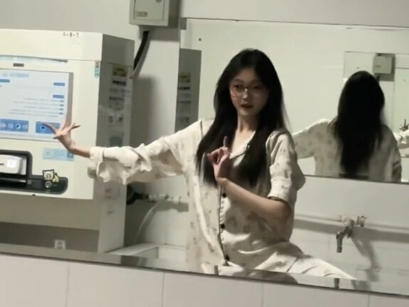 收复西域是为了那点葡萄干还是那点葡萄干