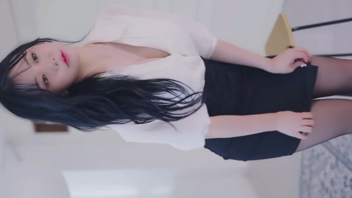[4K룩북] 놀라운 모델 쭈디 Judy 스타킹이 있는 놀라운 사무실 복장, 룩북 모델 다이렉트 캠 [Amazing Korean Girl Lookbook]