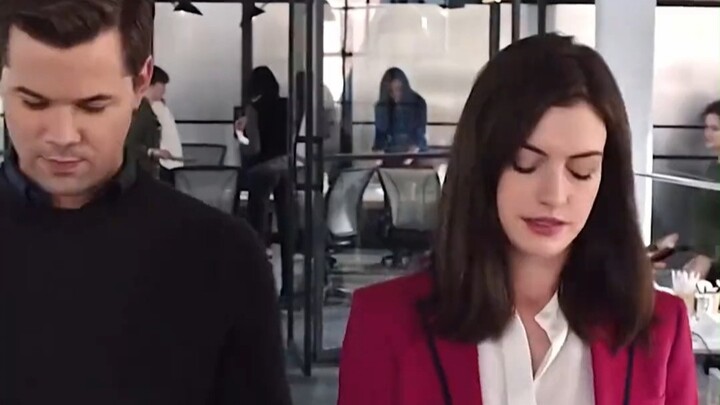 Seperti baru benar-benar memiliki saat ini ketika seolah-olah kehilangan masa depan