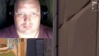 "เมื่อคุณปิดไฟในห้องแล้วเล่นเกม"