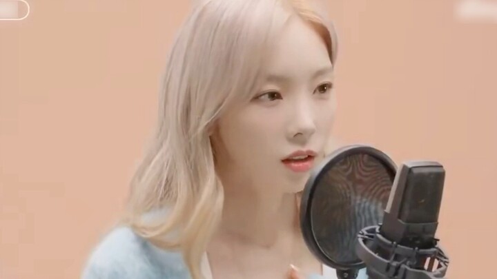 Kim Taeyeon Dare Not Speak on the Mic