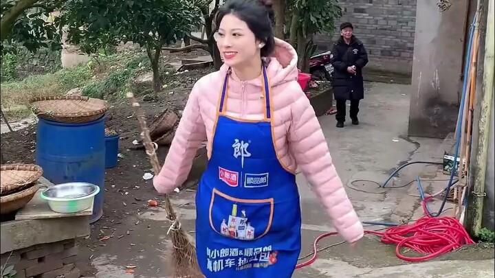 แต่งงานกับสาวเสฉวนและฉงชิ่ง ใช้ชีวิตอย่างมีความสุข