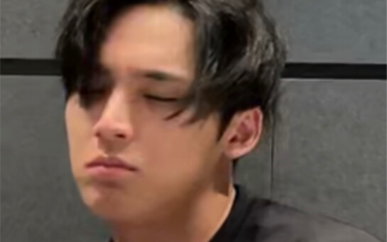 【金珉奎】可爱薯了｜凑近一点就能闻到小狗味了