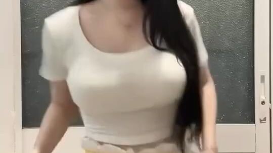 kurang bawah ga sih trand nya🥵🥵