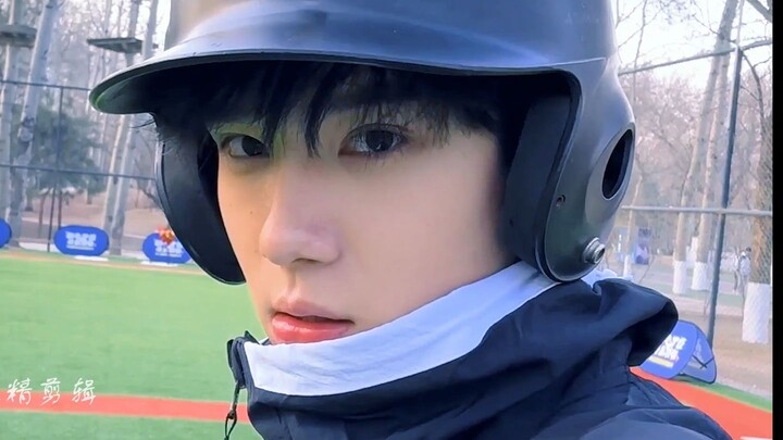 Let’s compare! It really feels like Yu Chengen hit the genetic jackpot! Yu Chengen