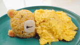 Internet bilang omurice perlu 100 butir telur ayam? Ternyata itu benar