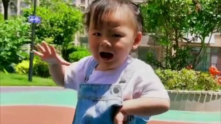 Perilaku membingungkan anak-anak manusia 4