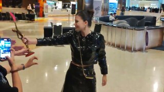 โชว์รางวัล​ของทุกคน - รวมพลฟรีนเบ็คกี้ | NINEENTERTAIN AWARDS 2024@Siam Paragon #ฟรีนเบค #freenbeck​