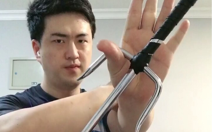 Luyện thập thủ ninja kiểu này đẹp mắt và ngầu quá!