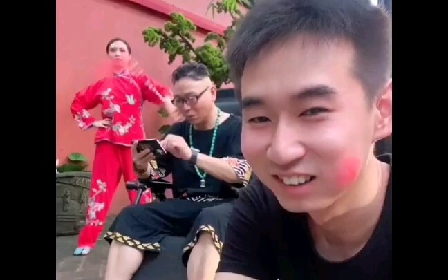 ตั้งเป้าหมายเล็กๆ ให้ตัวเอง ครั้งหน้าจะพูดให้จบประโยคให้ได้