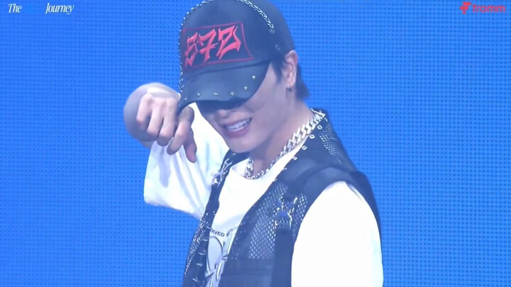 นัมซองชอลเต้นไม่เป็น?? เต้นเพลงเกิร์ลกรุ๊ปและบอยแบนด์ได้เทพสุดๆ!! | เวทีคัฟเวอร์เพลง “Magnetic” + “S
