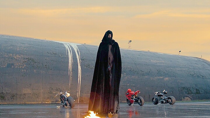 The battle angel Gabriel was demoted to a mortal, and the son of Lucifer was born!
