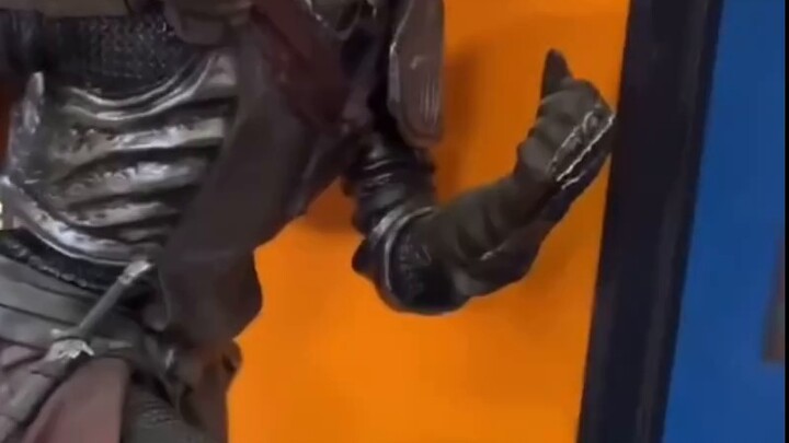 โรงเรียนที่อิซายามะ ฮาจิเมะสำเร็จการศึกษา