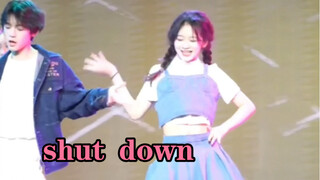 十七岁女高中生重庆七中校庆舞台翻跳BLACKPINK《shut down》（直拍嘿嘿）