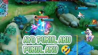 HILDA AYO PUKUL AKU PUKUL AKU !