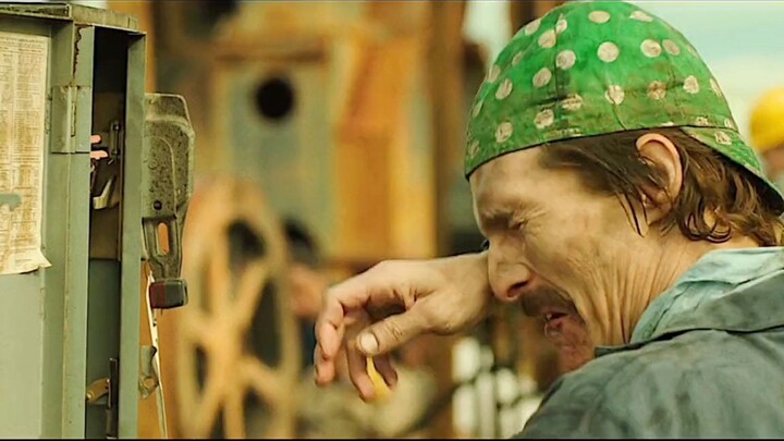 Pria tersebut sengaja membuat dirinya pingsan saat bekerja demi menipu perusahaan asuransi.