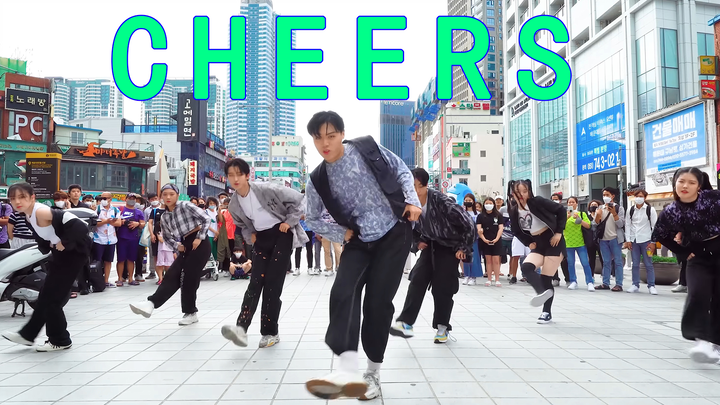 【4K】Semua orang menonton tantangan menari ulang lagu SVT LEADERS 'CHEERS'