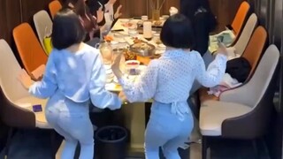 Ăn tối với cô gái trẻ tuyệt vời này, một cô gái xinh đẹp với ngoại hình đẹp, khí chất và thân hình h