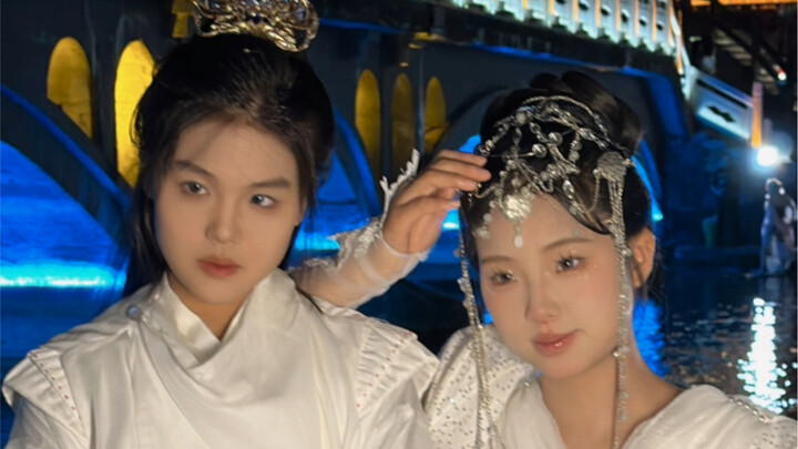 الكوميديا مجرد لوننا التمويهي