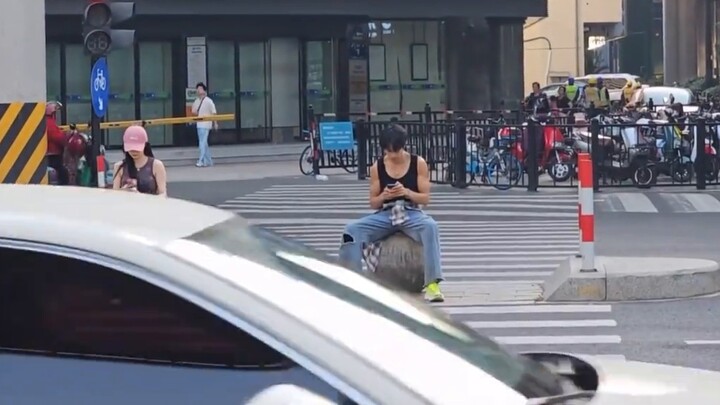 "Is this a movie?" Teacher Hua Xiaolongwang of Tong Jincheng