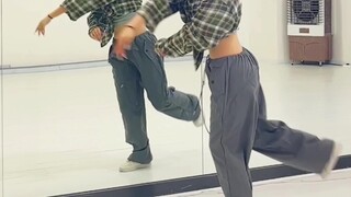 บทเรียนการเต้นท่อนฮุก Supernatural ซิงเกิลภาษาญี่ปุ่นของ NewJeans