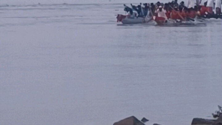 পাটেশ্বরী বাজারের নৌকা খেলা