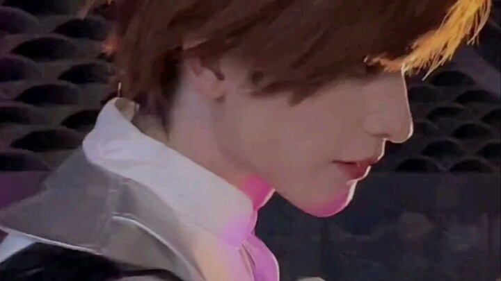 ราชาแห่งเกมตัวแสบผู้ลิขิตชะตาฉัน «เสี่ยวฮั่น»