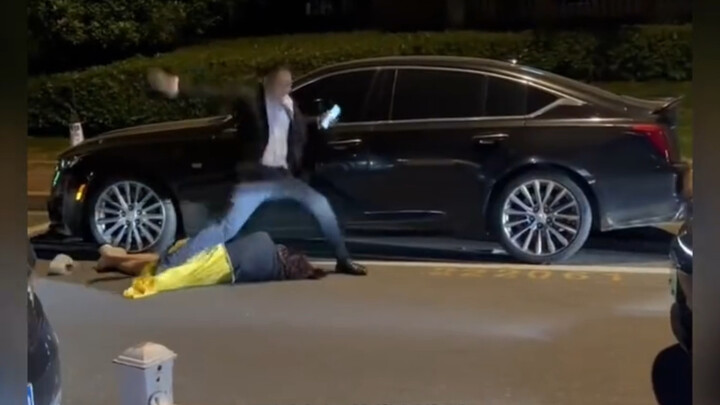 Woman slaps a driver then lies down to blackmail him; police’s final ruling exemplifies what true, r