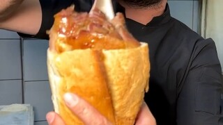 The lamb in bread at Ankara restaurant in Türkiye is characterized by its extremely soft meat.