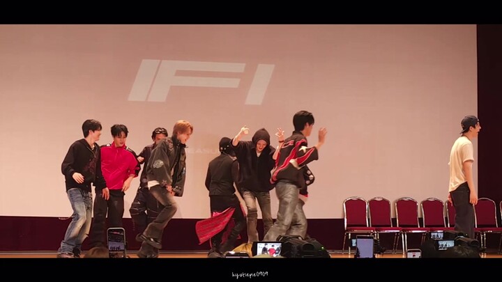 เวทีเปลี่ยนพาร์ตแบบวุ่นวายแต่สนุกสุดๆ ของ “IF I”
