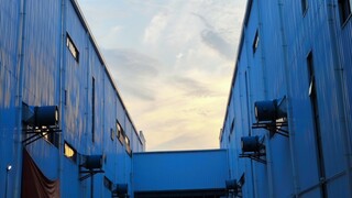 一个月让我明白很多。庆幸的是我打的是暑假工，还能 回去读书