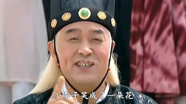 Empress Dowager Cixi, enjoying her favorite stinky tofu, secretly made a little move to prevent the 