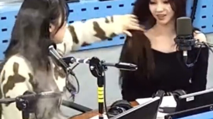 ยูจีมิน: ฉันเร็วกว่าเธออีก (ขี้ฟ้อง)