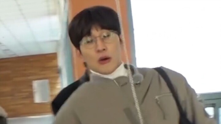 All of Wonwoo's expressions for a year were already used up on GOING...