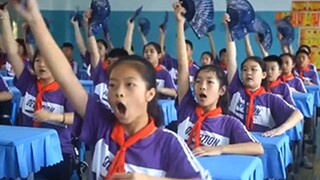 最近小学生《霸王别姬》突然大火，舞出了中国人的豪迈，霸气的一匹！