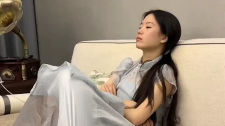 “งูหางกระดิ่งที่หลับใหล”