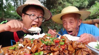 Countryside Recipe & Mukbang | Red Braised Pig's Large Intestines